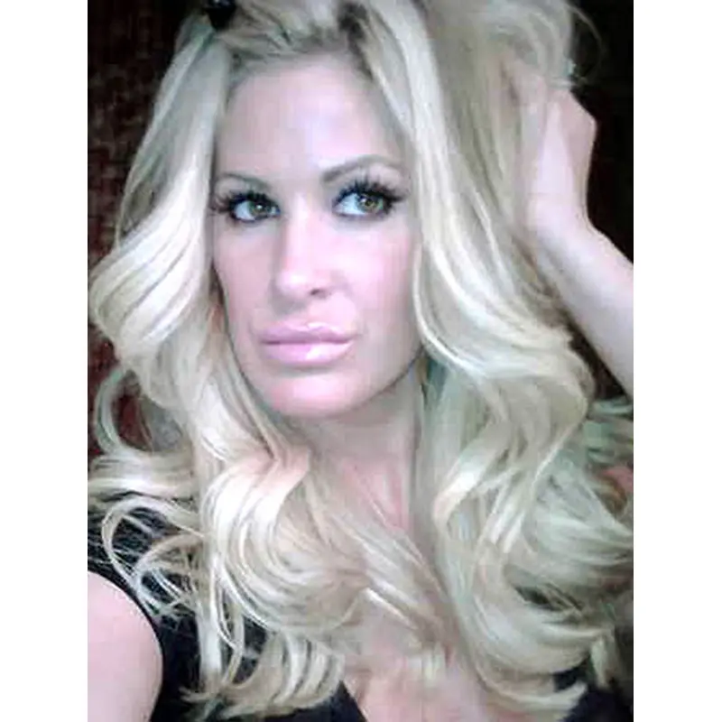 Trendy Blonde Wavy Long Kim Zolciak Wigs