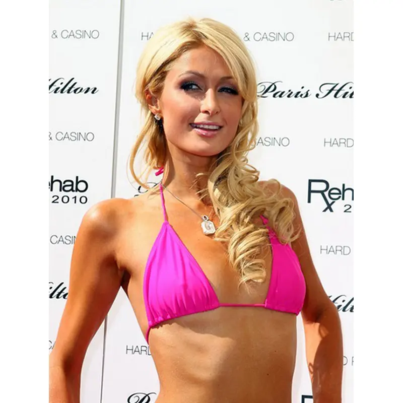 Unique Blonde Wavy Long Paris Hilton Wigs