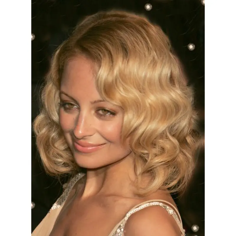 Fabulous Blonde Wavy Shoulder Length Celebrity Wigs