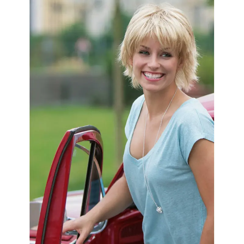 Tempting Blonde Straight Short Synthetic Wigs