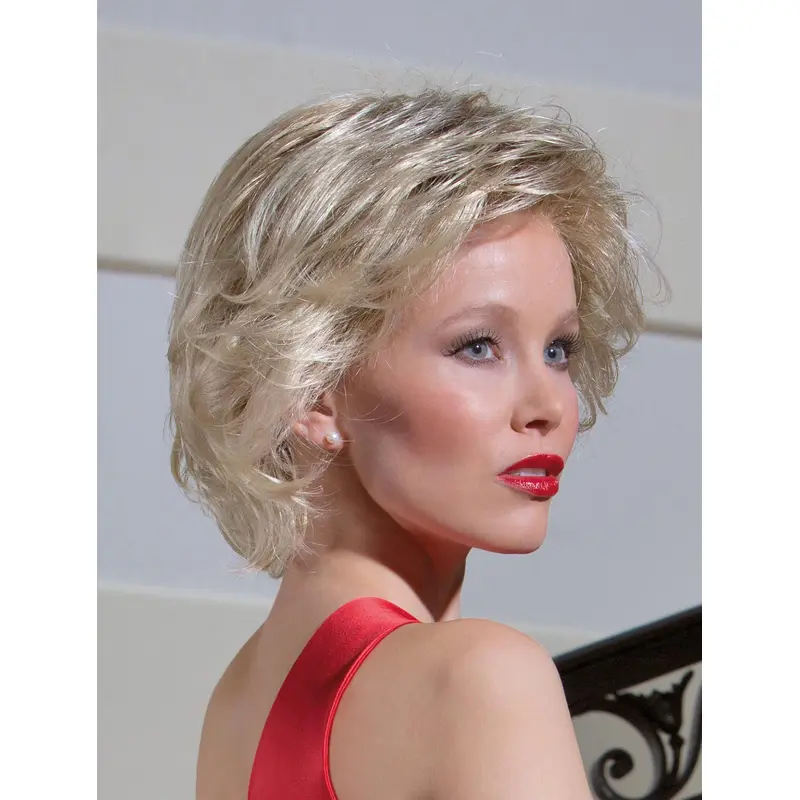 Traditiona Blonde Wavy Short Classic Wigs