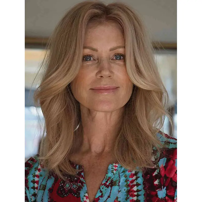 Medium Length Layered Wigs Synthetic Lace Front Wigs Wavy Blonde Wigs