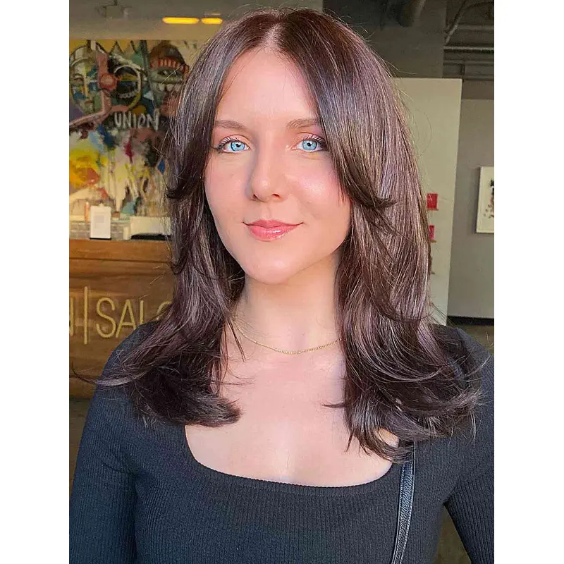 Medium Length Wigs Synthetic Layered Wigs Lace Front Wavy Wigs