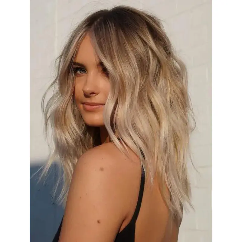 Amazing Wigs Wavy Synthetic Lace Front Long Creamy Blonde Wigs