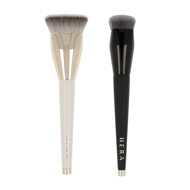 HERA Foundation Brush #2 MATTE